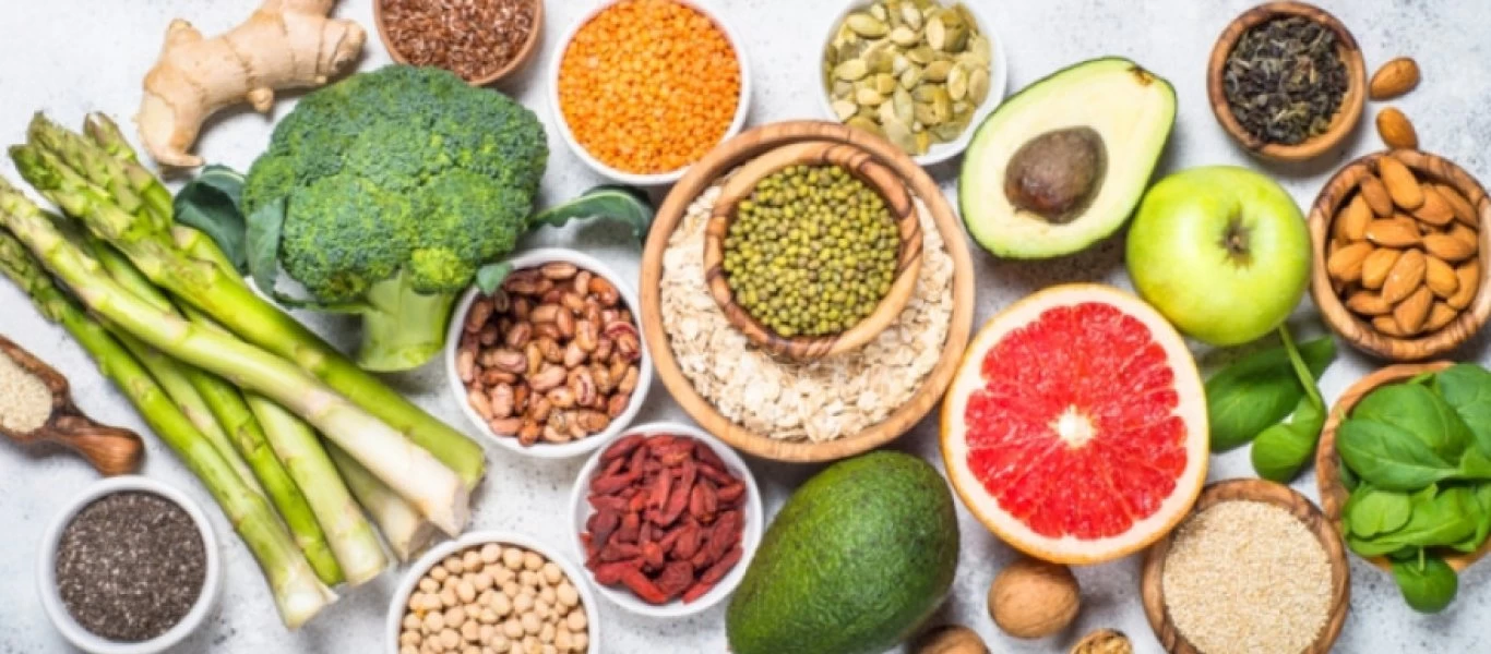 10+1 τροφές που μας κάνουν πάντα να πεινάμε και να τρώμε περισσότερο